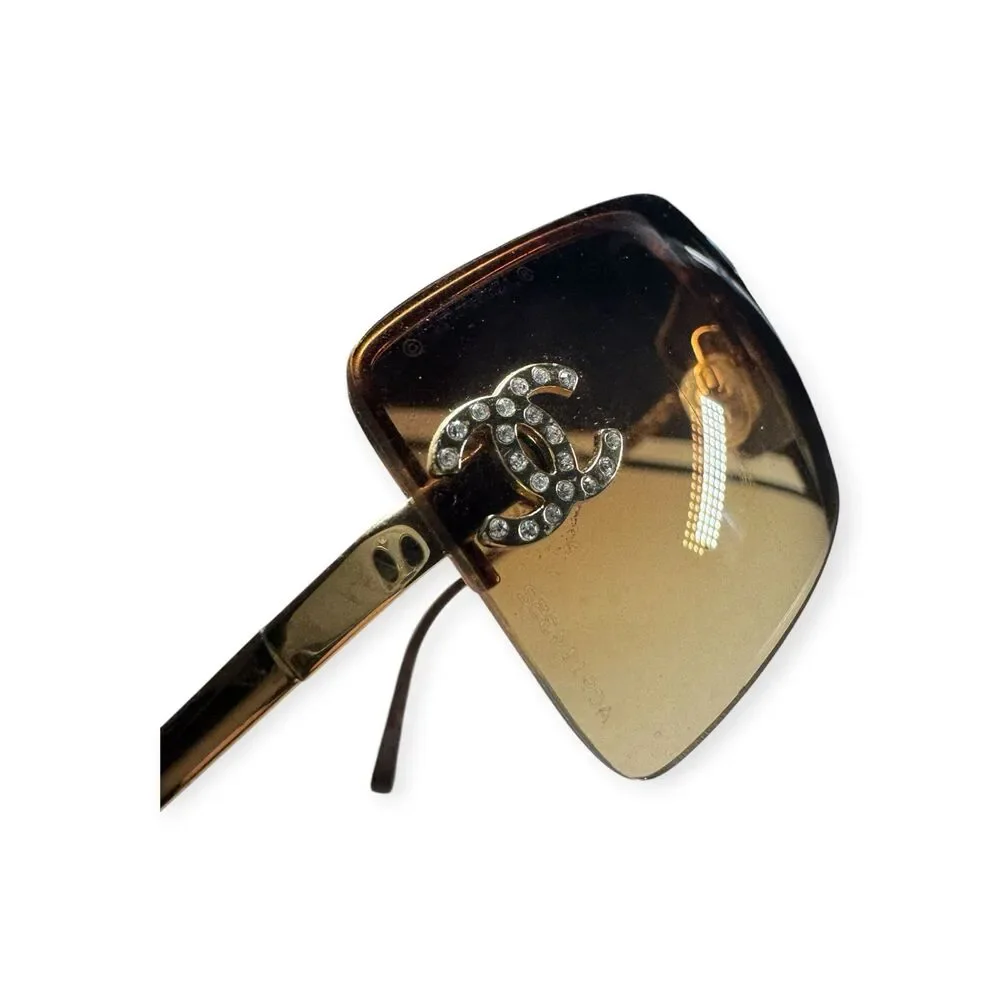 Chanel 4104-B Sunglasses Rimless Gold Frame Rhinestone c.125/13 62-15 120 VTG